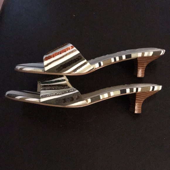 Striped and sparkly kitten heels - Picture 4 of 10